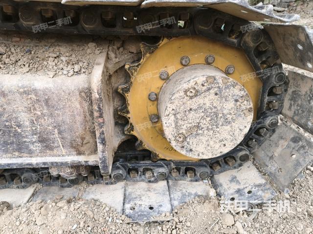 右驅(qū)動(dòng)輪（行走機(jī)構(gòu)）