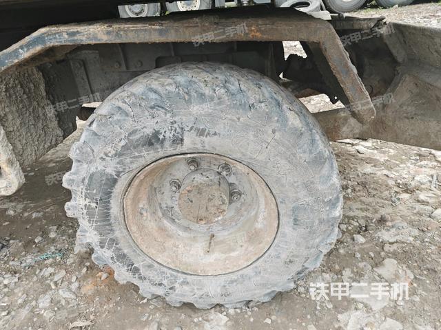右導(dǎo)向輪(行走機構(gòu)) 右導(dǎo)向輪(行走機構(gòu))