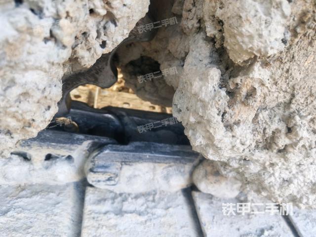 左側(cè)行走馬達(dá)蓋板（行走機(jī)構(gòu)）