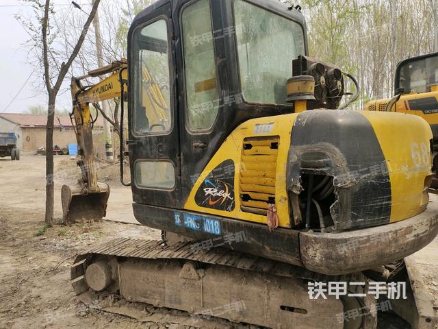 现代R55-7挖掘机的设备实拍-第3张实拍照片