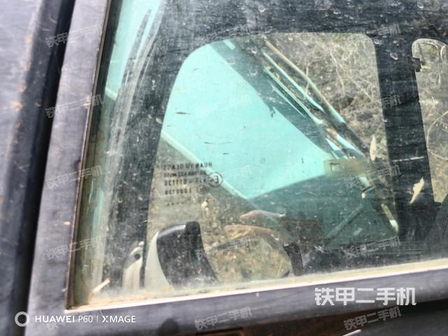 后窗玻璃角標(biāo)(駕駛室部分) 后窗玻璃角標(biāo)(駕駛室部分)