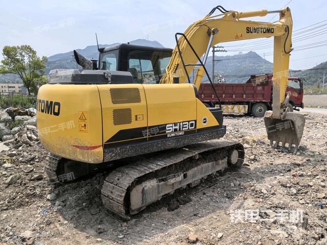 右后45(整機外觀) 右后45(整機外觀)