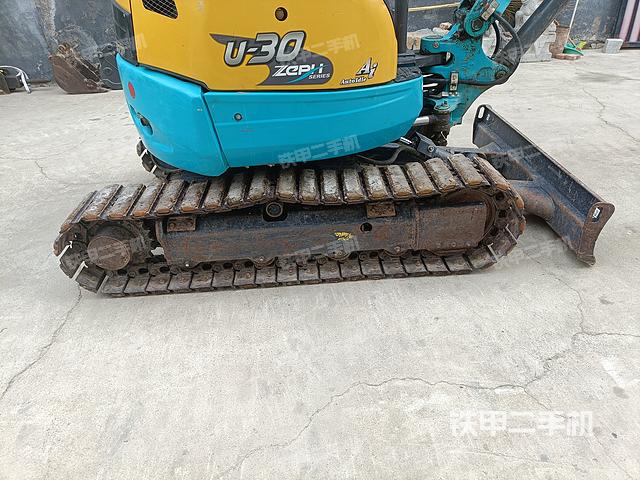 单侧履带整体（整机外观）