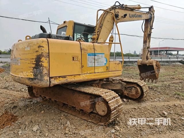 右后45(整機外觀) 右后45(整機外觀)