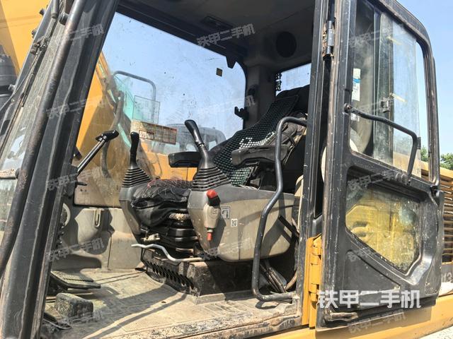 頂棚整體（駕駛室部分）