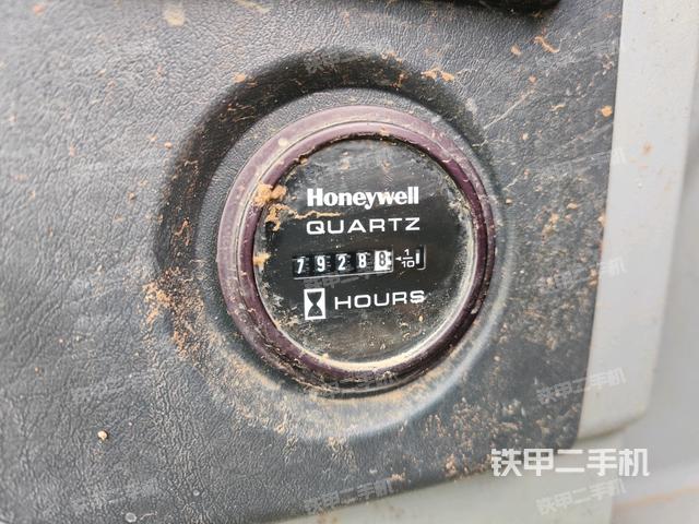 小時表(駕駛室部分) 小時表(駕駛室部分)