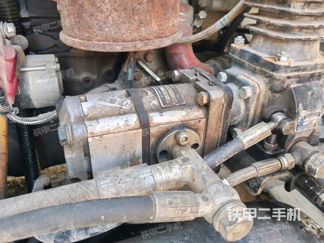 液壓泵室(大件艙室) 液壓泵室(大件艙室)