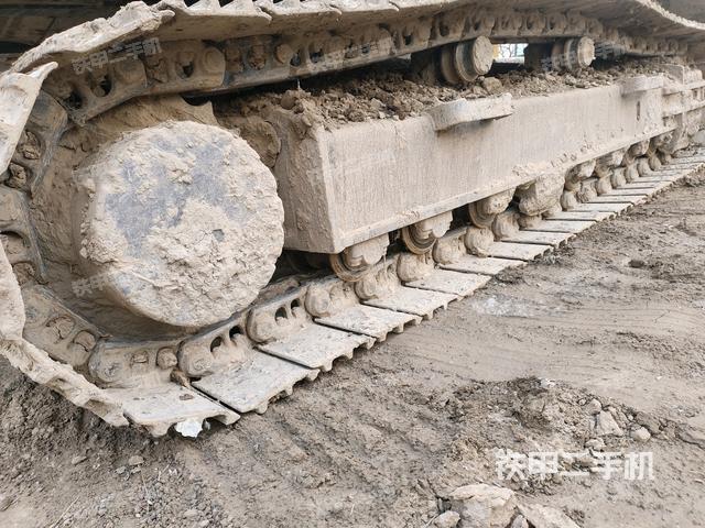 右側(cè)履帶整體（行走機(jī)構(gòu)）