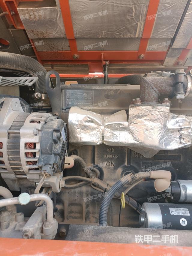 發(fā)動(dòng)機(jī)整體俯視(整機(jī)外觀) 發(fā)動(dòng)機(jī)整體俯視(整機(jī)外觀)