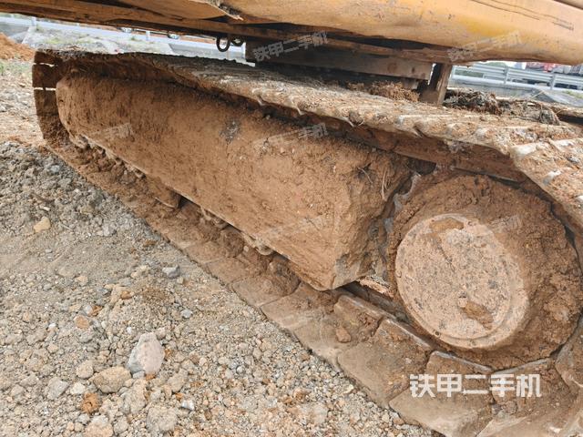 右驅(qū)動輪(行走機構(gòu)) 右驅(qū)動輪(行走機構(gòu))