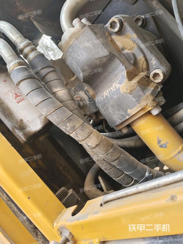 液壓泵室（大件艙室）