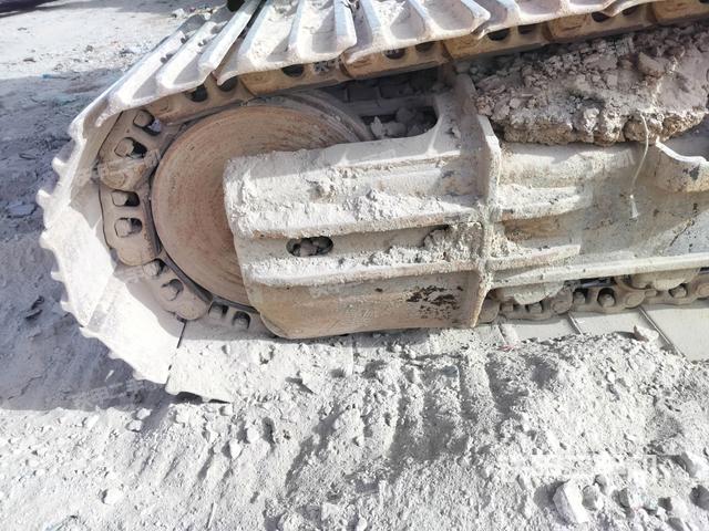 左導(dǎo)向輪（行走機(jī)構(gòu)）