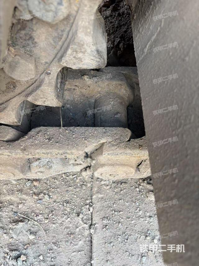 單側(cè)履帶整體（整機外觀）