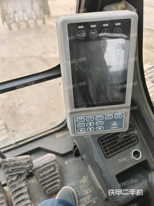 顯示屏?（駕駛室部分）