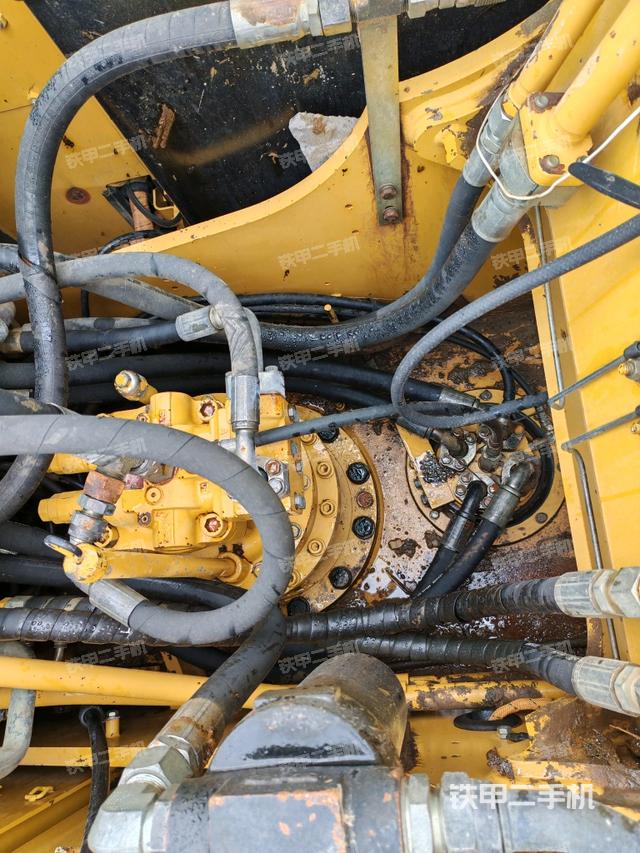 駕駛室頂部俯視（上車部件）