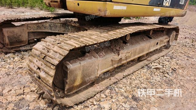 左侧履带整体 （行走机构）