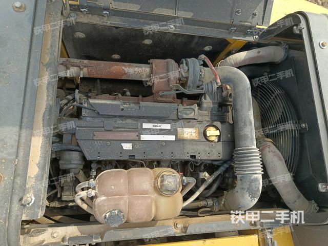 發(fā)動(dòng)機(jī)整體俯視（整機(jī)外觀）