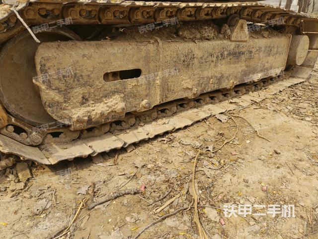 左側(cè)履帶整體?（行走機(jī)構(gòu)）