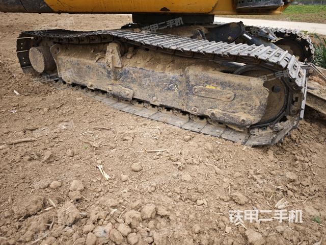 左側(cè)履帶整體?（行走機(jī)構(gòu)）