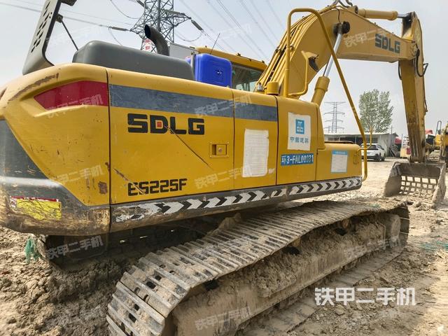 整機(jī)右后45°（整機(jī)外觀）