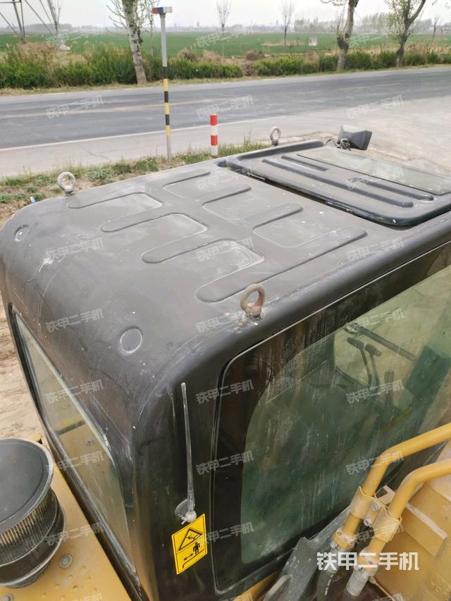 駕駛室頂部俯視（上車部件）