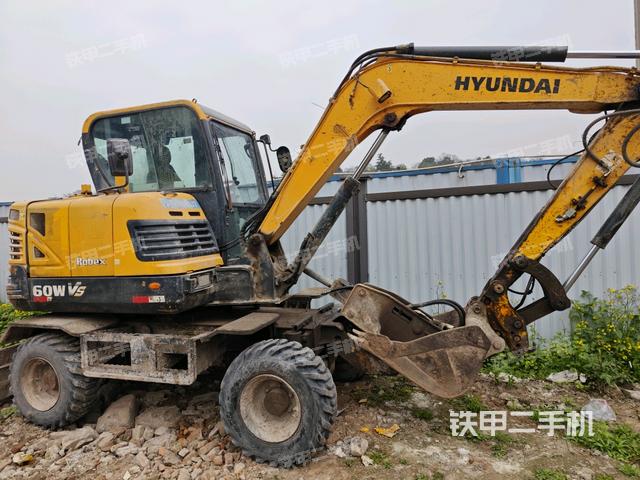右前45(整機外觀) 右前45(整機外觀)