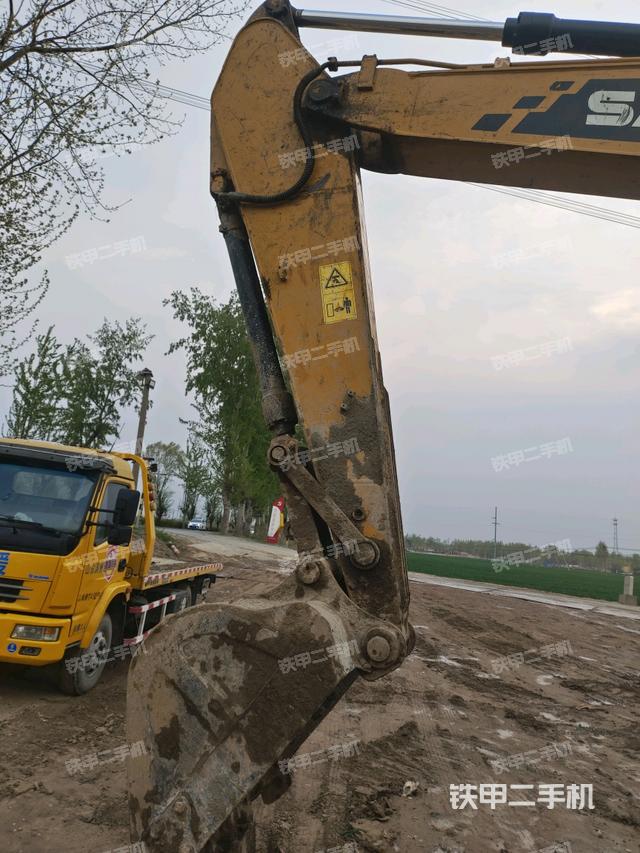 小臂整體左后（工作和回轉(zhuǎn)裝置）