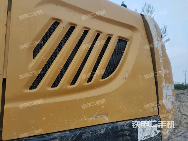 散熱器正面（大件艙室）