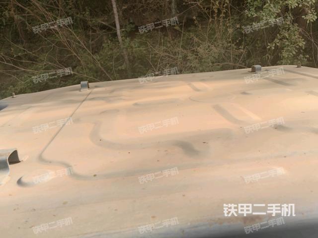 駕駛室頂部 外(駕駛室部分) 駕駛室頂部 外(駕駛室部分)