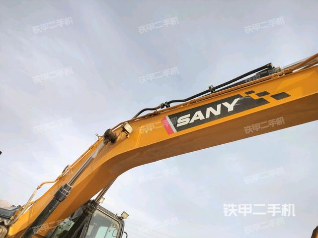 大臂整體?右側(cè)（工作和回轉(zhuǎn)裝置）