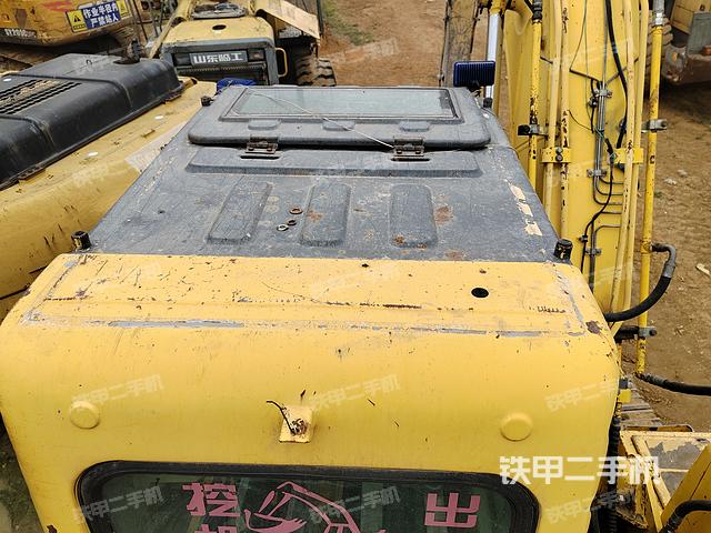 驾驶室顶部（整机外观）