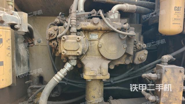 液压泵斜45 左（大件舱室）