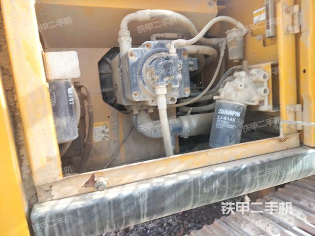 液壓泵斜45?左（大件艙室）