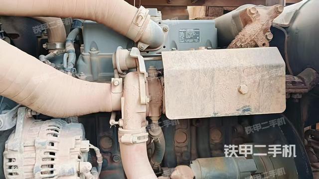 發(fā)動機整體俯視(整機外觀) 發(fā)動機整體俯視(整機外觀)