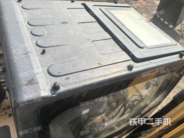 駕駛室頂部俯視（上車部件）