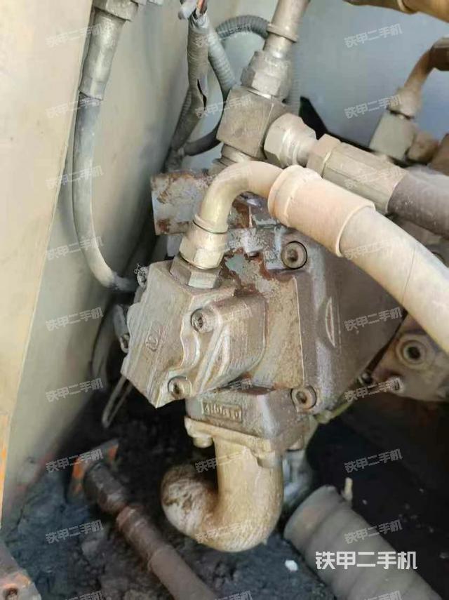 液壓泵室(大件艙室) 液壓泵室(大件艙室)