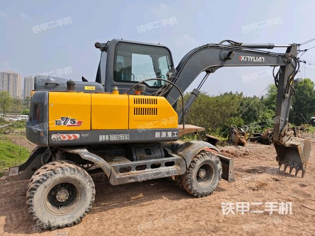 新源XYB75SW挖掘机的设备实拍-第3张实拍照片
