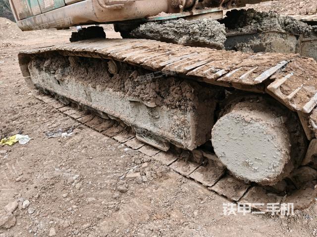 左側(cè)履帶整體?（行走機構(gòu)）