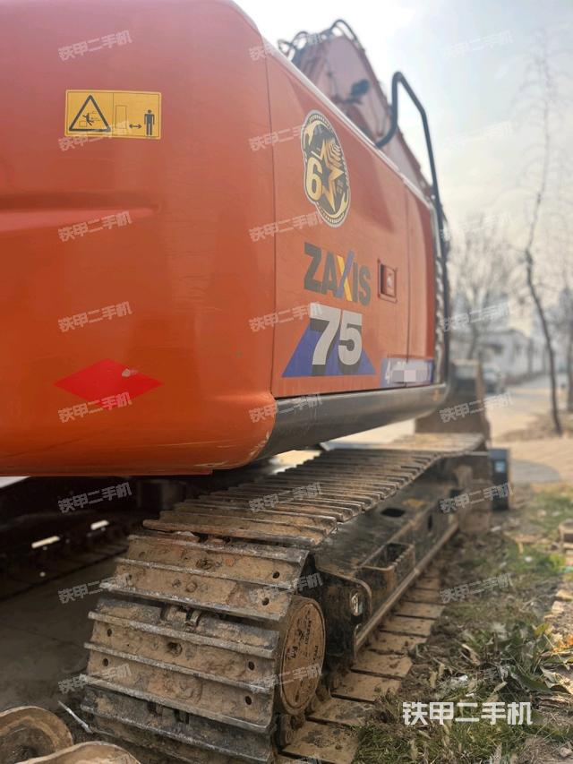 整機(jī)右后45°(整機(jī)外觀) 整機(jī)右后45°(整機(jī)外觀)