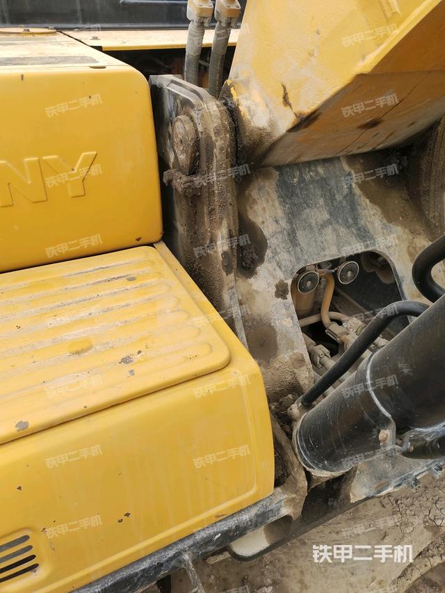 大臂根部?斜視（工作和回轉(zhuǎn)裝置）