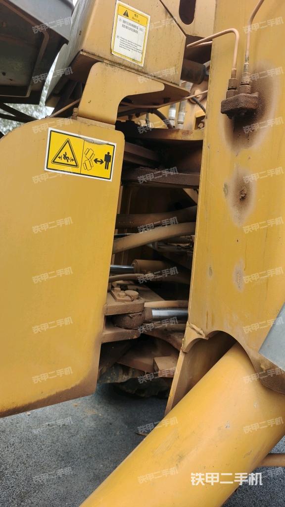 后驅(qū)動橋（液壓/傳動系統(tǒng)）