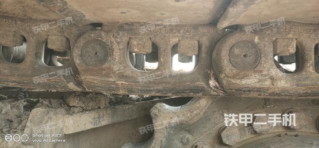 駕駛室整體(整機(jī)外觀) 駕駛室整體(整機(jī)外觀)