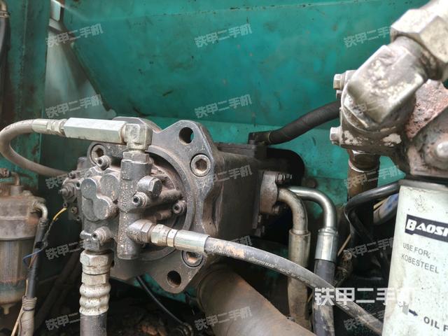 液壓泵斜45?左（大件艙室）