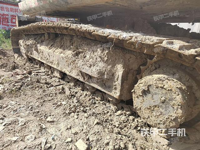 單側(cè)履帶整體（整機(jī)外觀）