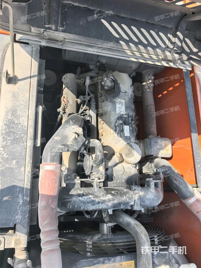 駕駛室頂部俯視（上車部件）