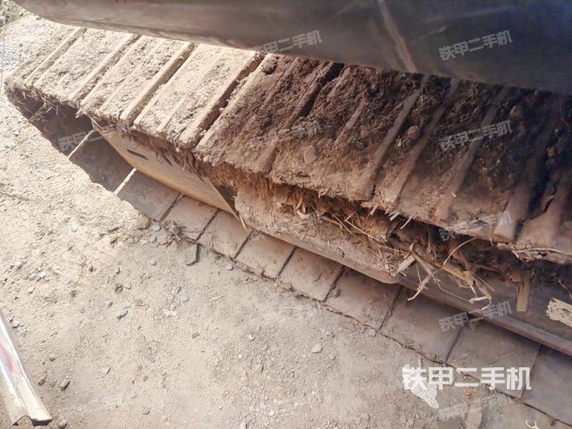 左側行走馬達蓋板（行走機構）