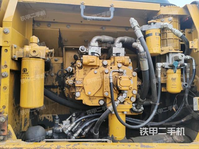 電瓶(大件艙室) 電瓶(大件艙室)