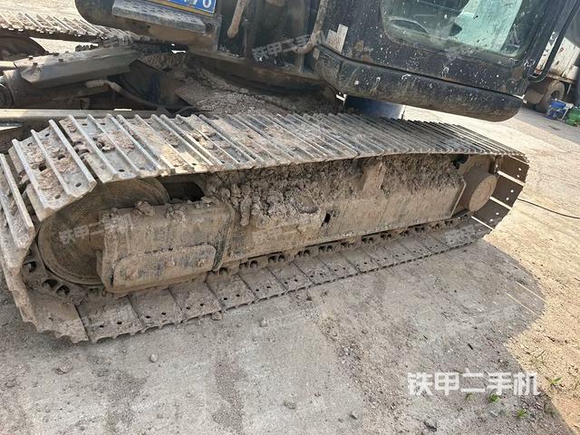左側(cè)履帶整體?（行走機構(gòu)）