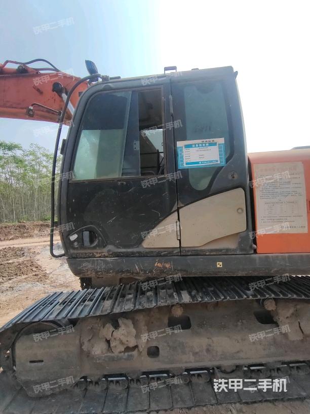 駕駛室正側(cè)（駕駛室部分）