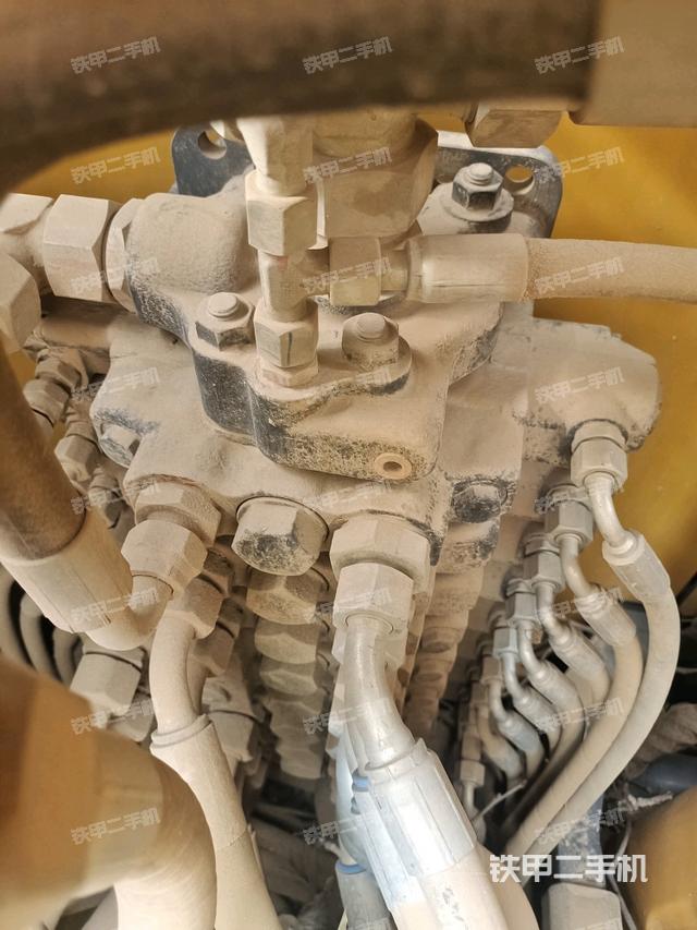 回轉(zhuǎn)馬達(dá)（上車(chē)部件）